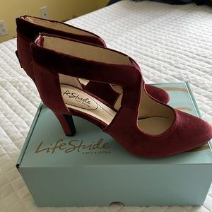 Women LifeStride Pumps